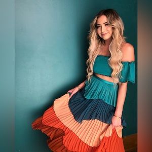 L’atiste Colorful Two Piece Set